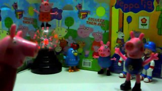 Peppa Pig - Pig George e Peppa Pig com Gigante e Bomba Assustadora