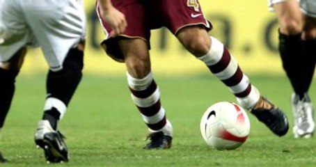 Trafik Kazasında 1 Futbolcu Öldü, 2 Kişi Yaralandı
