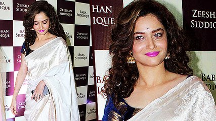 Aankita Lokhaande Spotted Alone Baba Siddique Iftar Party
