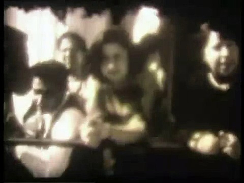 יום הולדת 80 לאימא  Mère 80e anniversaire 25/11/2005