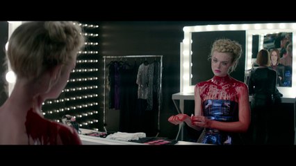 The Neon Demon - Clip - Are You A Model?