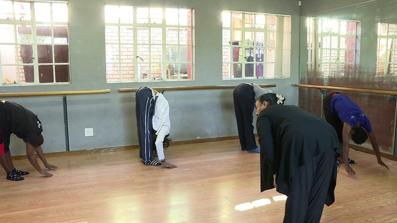 La danse classique fait son entrée dans le township de Soweto