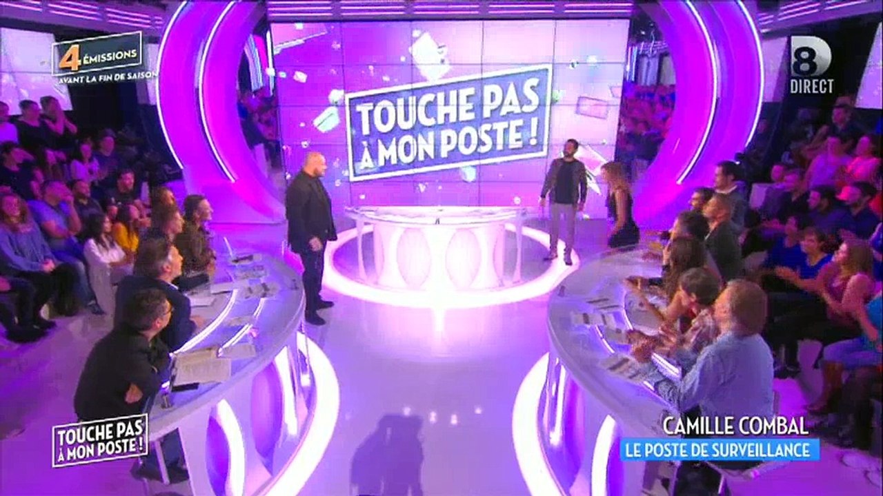 Grosse chute de Caroline Ithurbide hier soir dans "Touche pas à mon poste" - Regardez