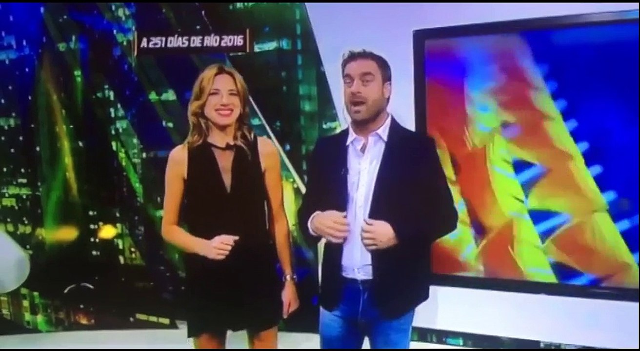 News reporter Alina Moine flashes her underwear to the nation