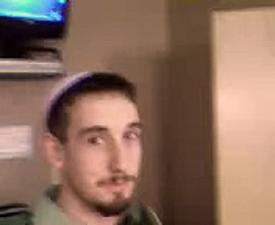 V-Mobile (Fear the Pastel Key.wmv) for February 28, 2007, 06:35 PM