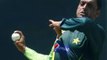 World Fastest Bowler Shoaib Akhtar Hit the batsman then bowl him out