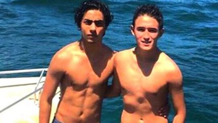 Shah Rukh Khan Son Aryan Flaunts Six Pack In Swimming Trunks