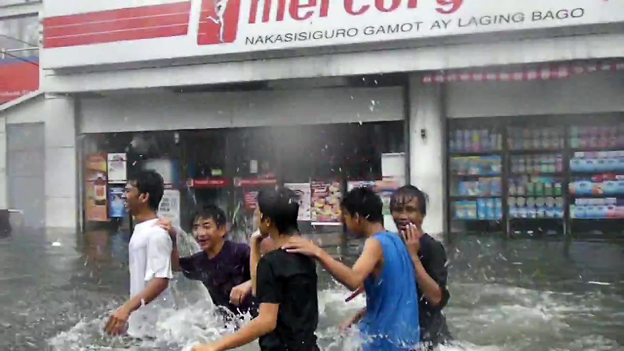Typhoon Pedring  9/27/2011  (Navotas City)