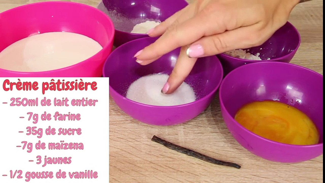 Tarte aux multi-fruits accompagnée d'une appétissante crème pâtissière parfum vanille