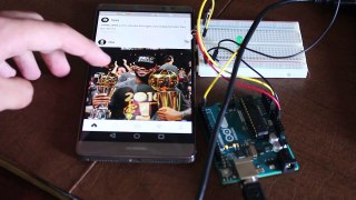 Arduino Instagram Picture Detector (with Photo Transistor)