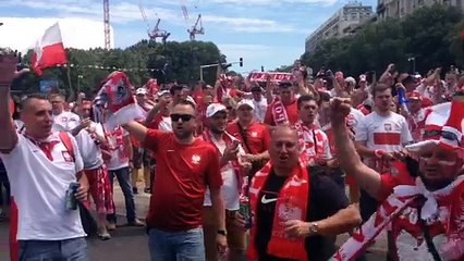 Euro 2016 : les Polonais envahissent le rond-point du Prado