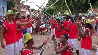 Conheça a dança folclórica 'Mineiro Pau' - dezembro / 15
