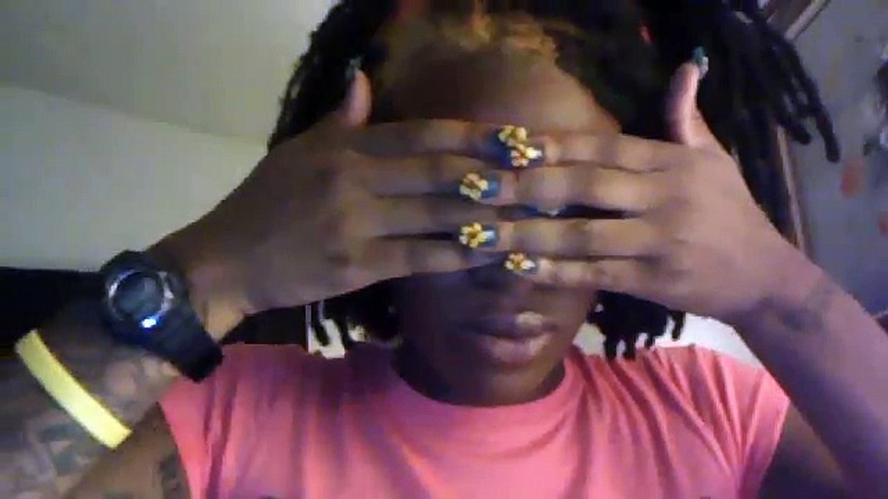 HEARTANDADOT's webcam video September  6, 2011 08:25 PM