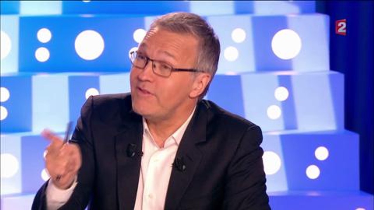 "Donc la bisexualité existe ?" : la question de Léa Salamé qui énerve sur Twitter