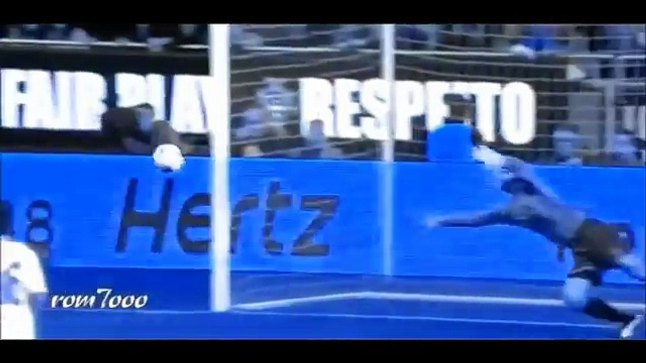 Cristiano Ronaldo - The Living Legend (2012)