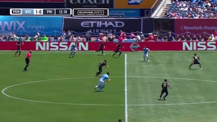 David Villa arrisca e quase marca golaço na MLS