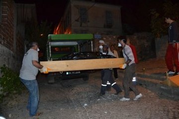 Kayıp Olarak Aranan Baba Kızın Cesedi, Bodrumda Bulundu