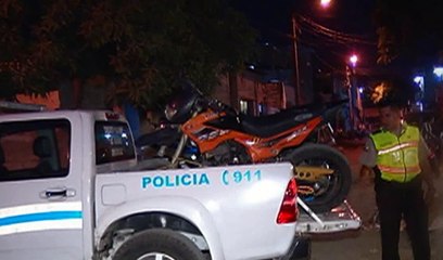 Buscan moto robada a policía y hallaron otras evidencias