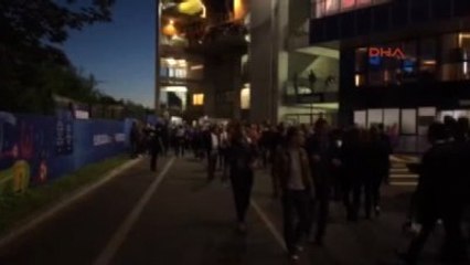 Türk Taraftarlar Stattan Mutlu Ayrıldı