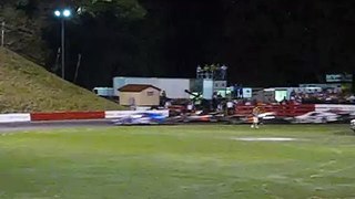 Modifieds at Bowman Gray Stadium, April 25, 2009