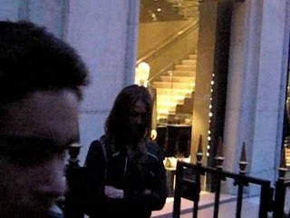 JESSICA ALBA SHOPPING IN PARIS THE 4TH OF JULY 2007