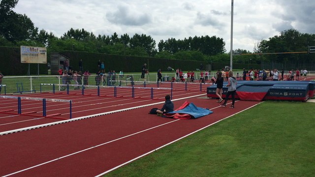 Finale du 50haies BEG aux championnats de Bourgogne 2016 à St Florentin !