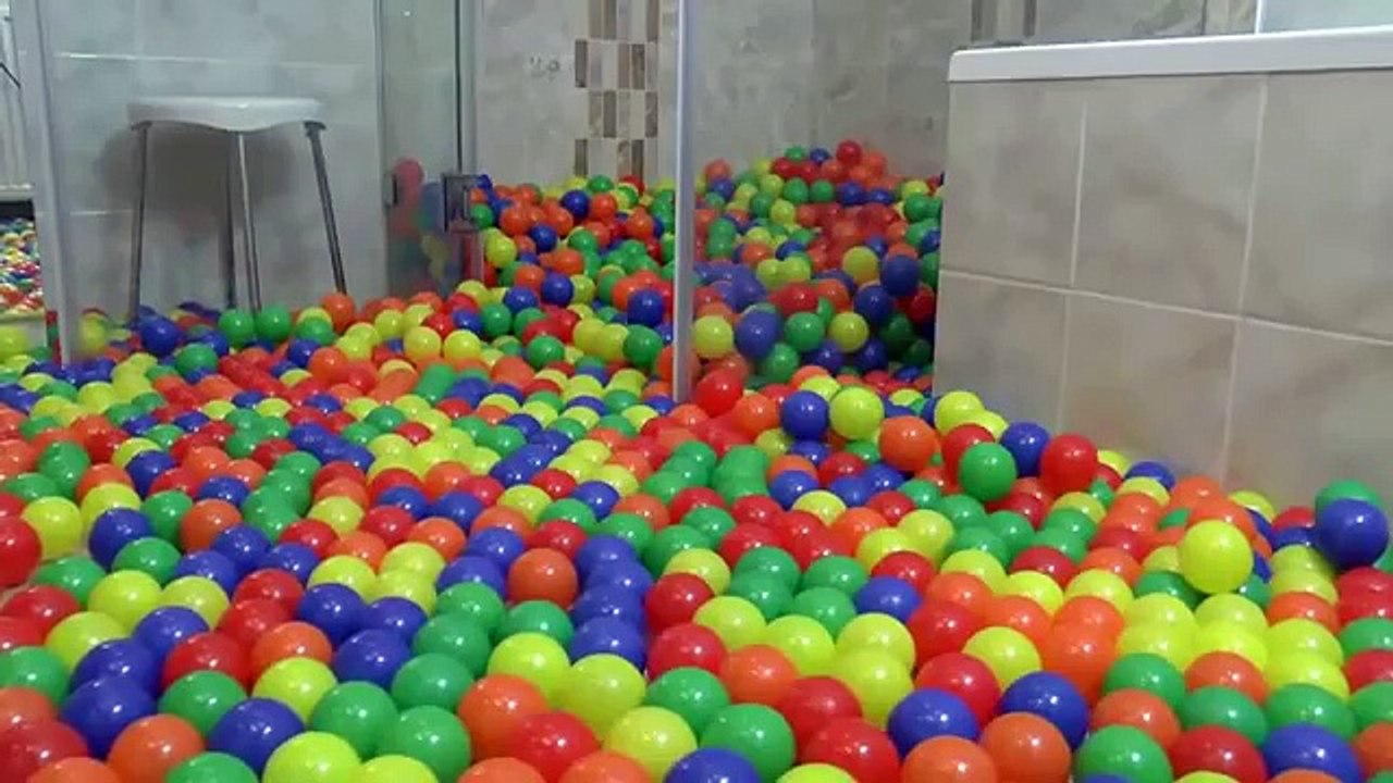 SPIDERMAN vs Pink Spidergirl Ball Pit Colored Balls Poo, Venom Spiderbaby, Elsa, Joker in real life