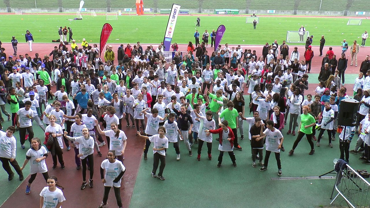 Reportage jeunes officiels unss 91 sur les 7ème jeux sportifs des collèges au stade Robert Bobin de BONDOUFLE