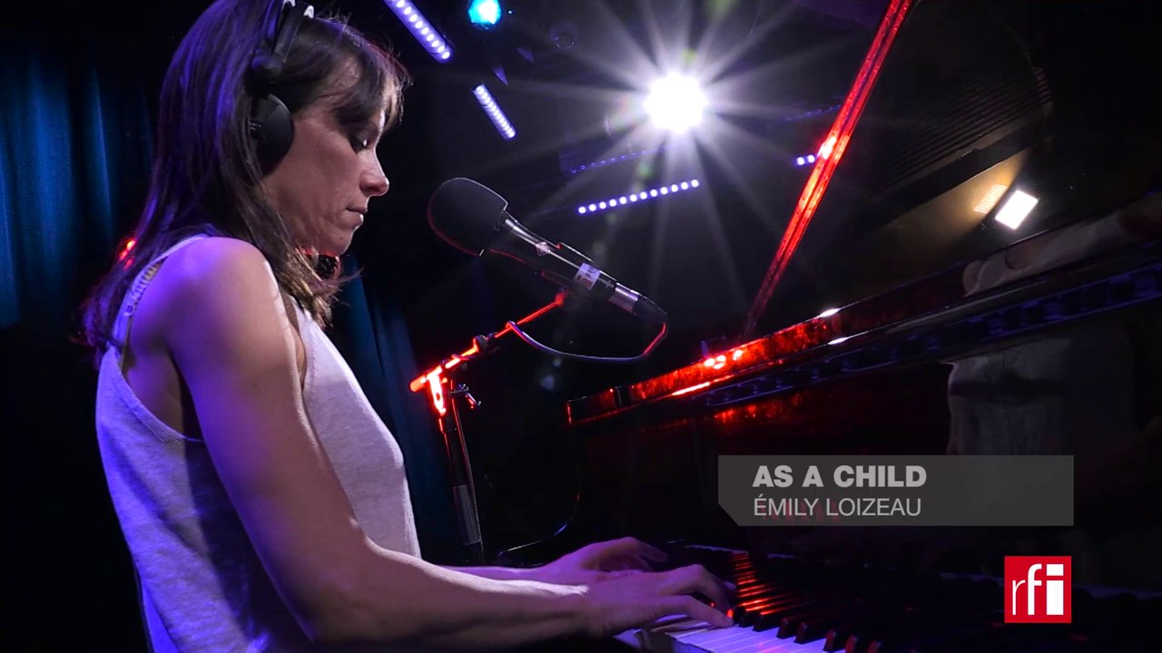Emily Loizeau chante "As a child" - La Bande passante #RFI