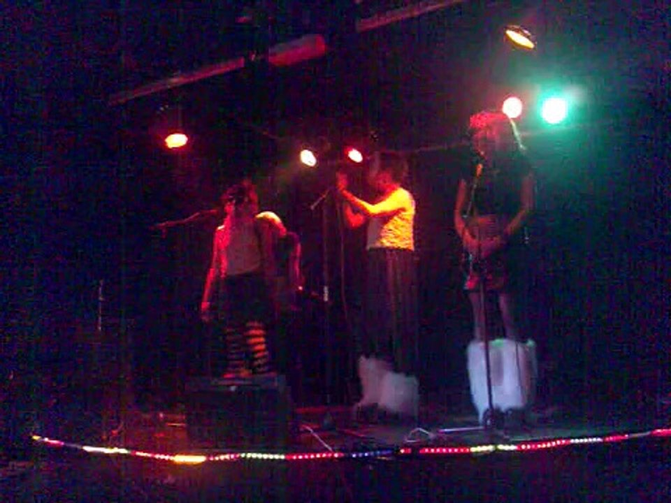 Perferator 23 playing Kwekje Kroketje at Freitag