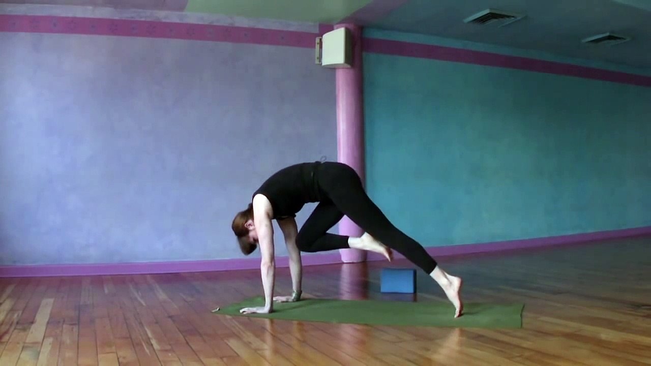 20 Minute Weight Loss & Fatburning Yoga Workout!