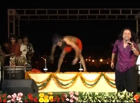 Ramdev Dancing On Kailash Kher Music