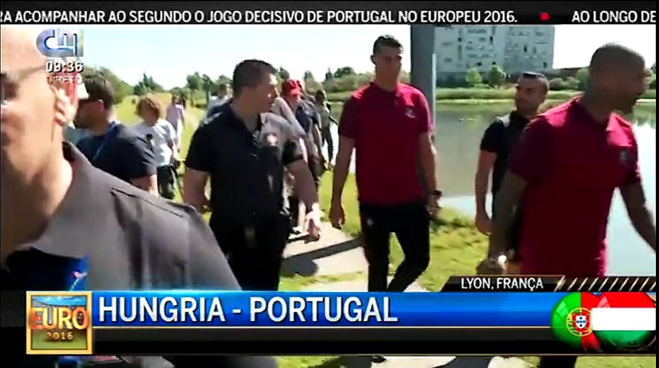 Ronaldo atira microfone da CMTV para o lago
