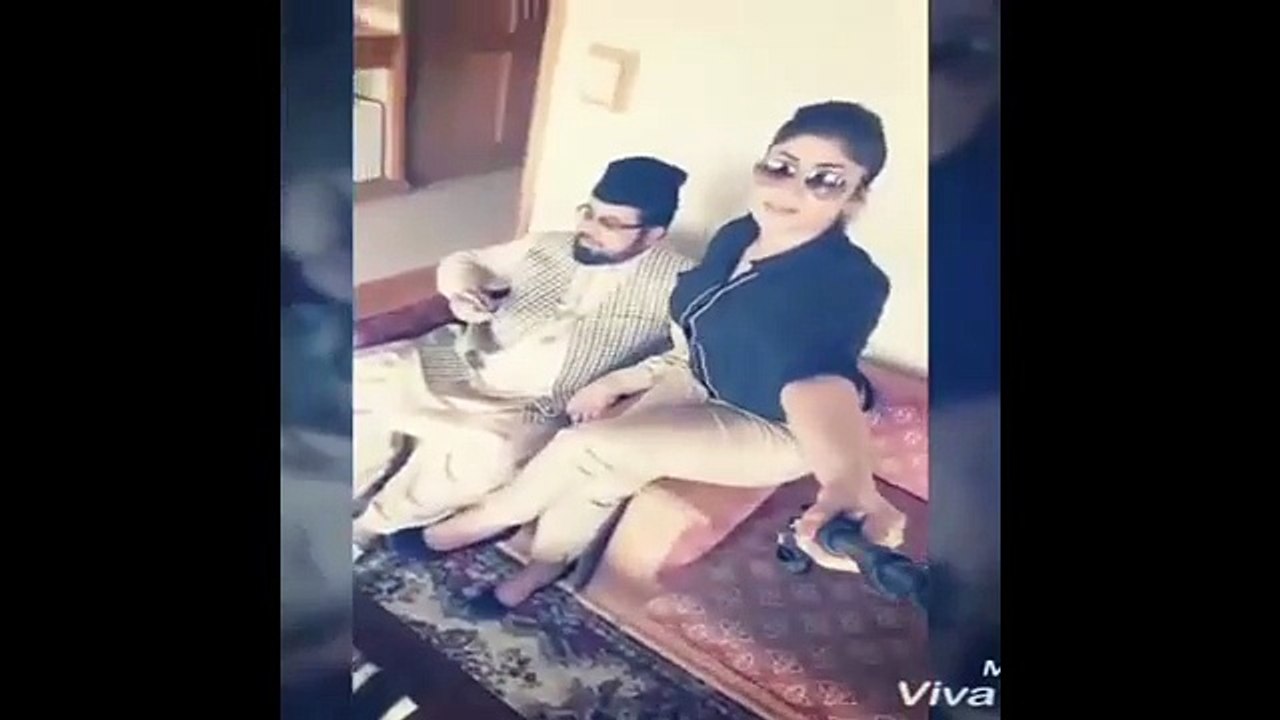qandeel balock with mufti saab full scandal in ramazan
