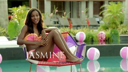 Victoria’s Secret Supermodels Off-Duty: Beach Edition