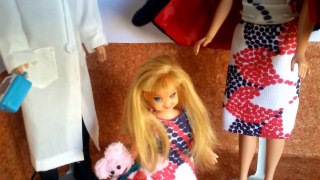 James,Julie e Crissy the doctor in 1960 barbie ooak unica  Luna Grey artist barbielegend -Sara Vichi