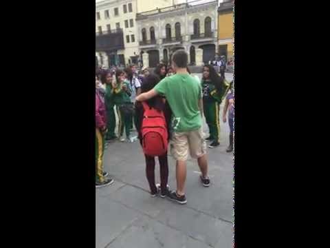 Peruvian School Girls Mistake Regular Guy for Celebrity