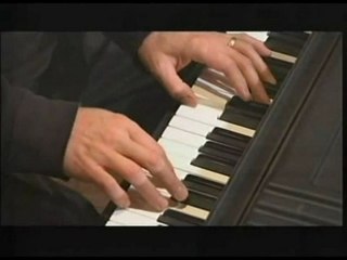 David Sanborn Performs Live on 明石家サンタ's Epic Christmas Show 🎶