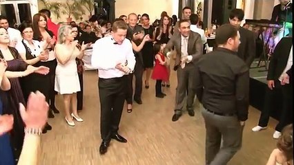 Bu Gelin Damat Bir Başka Roman Oynuyor...