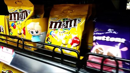 Peppa Pig Thomas and Friends & Disney Frozen Toys Episodes   The Train Races to the Mall