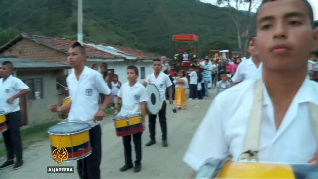 Colombia and FARC rebels agree on ceasefire deal