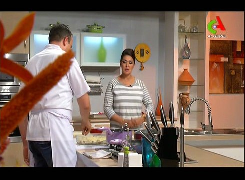 Canal Algérie - Programme inconnu - 22-06-2016 11h45 15m (16234)