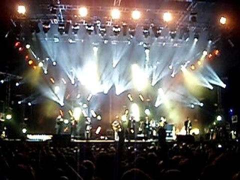 Furia - Tryo - All you need is love