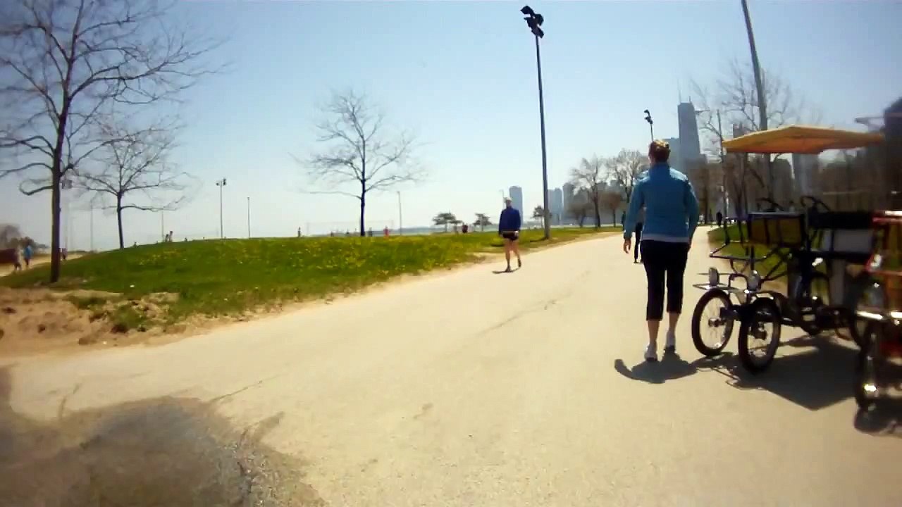 Cycling on Chicago's Lakefront Trail, Video 19