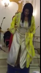 Dance avec les talons  دليلة و رقصة القعدة بالطالون - ركزة خطيرة