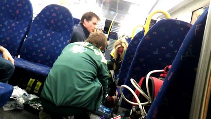 såg en död människa när jag va på väg från gymmet i nynäshamn. 2011-11-28 20:30