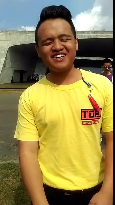 山豬唱情歌 104/11/25 建臺 國二乙