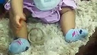 OMG:Baby is playing with snake: