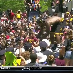 Le geste magnifique de J.R. Smith pour un petit handicapé