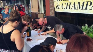 The @revivalmpls Wing Challenge at @openstreetsmpls Nicollet 9/21/15 GHOSTPEPPER SAUCE!!